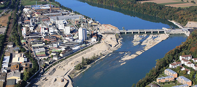 Neubau Stauwehr Rheinfelden
Energieableitungsbrücke mit Kranbahn