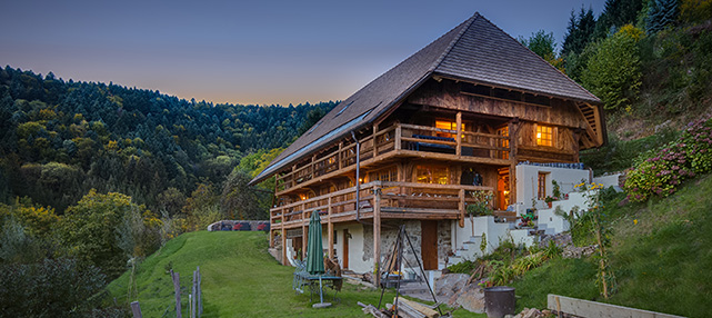 Wiederaufbau Rothenbauernhof in Stegen-Attental