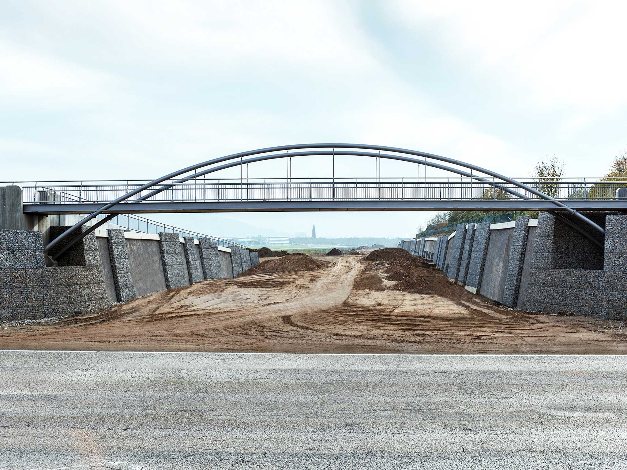 Brücke über die Suwonallee