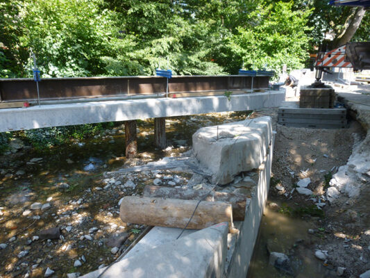 Erneuerung Brücke über den Eschbach in Freiburg-Ebnet