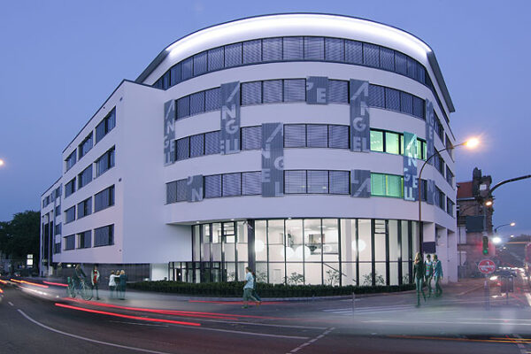 Umbau und Aufstockung Angell Akademie Freiburg