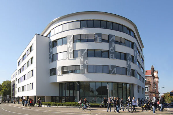 Umbau und Aufstockung Angell Akademie Freiburg