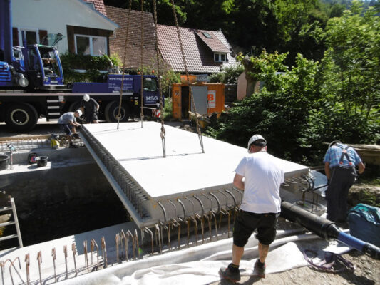Erneuerung Brücke über den Sulzbach in Sulzburg